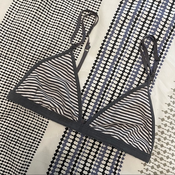 Aritzia Triangle Bralette - Picture 1 of 3